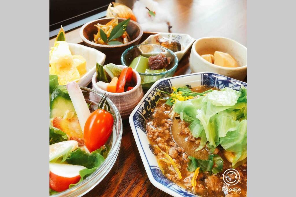 ゲストハウス+カフェわ　１日１組限定！ 築１００年の農家の古民家で宿泊体験、薪でお風呂沸かせます。焚き火もできます。 Kannami Dış mekan fotoğraf
