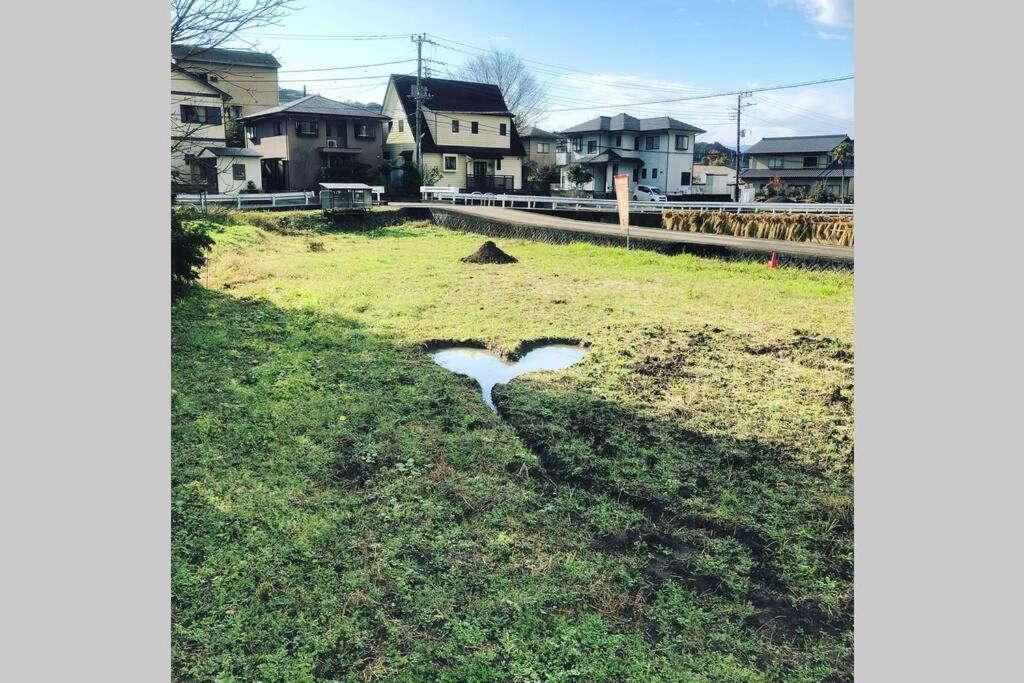 ゲストハウス+カフェわ　１日１組限定！ 築１００年の農家の古民家で宿泊体験、薪でお風呂沸かせます。焚き火もできます。 Kannami Dış mekan fotoğraf