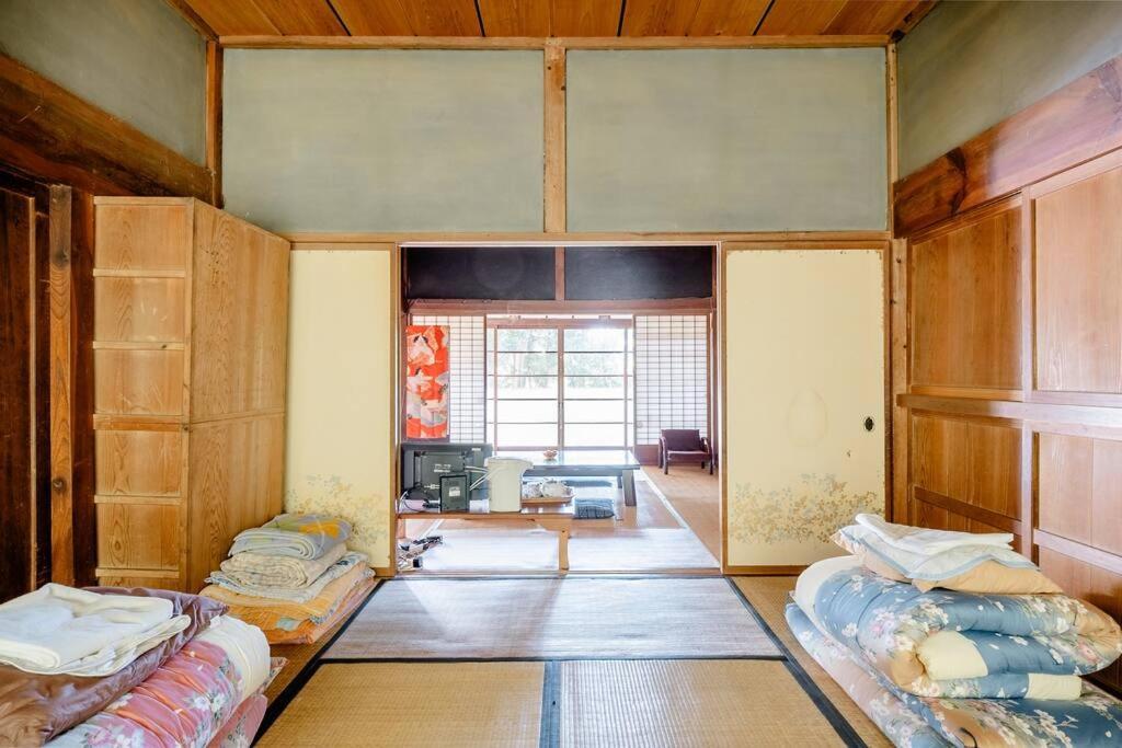 ゲストハウス+カフェわ　１日１組限定！ 築１００年の農家の古民家で宿泊体験、薪でお風呂沸かせます。焚き火もできます。 Kannami Dış mekan fotoğraf