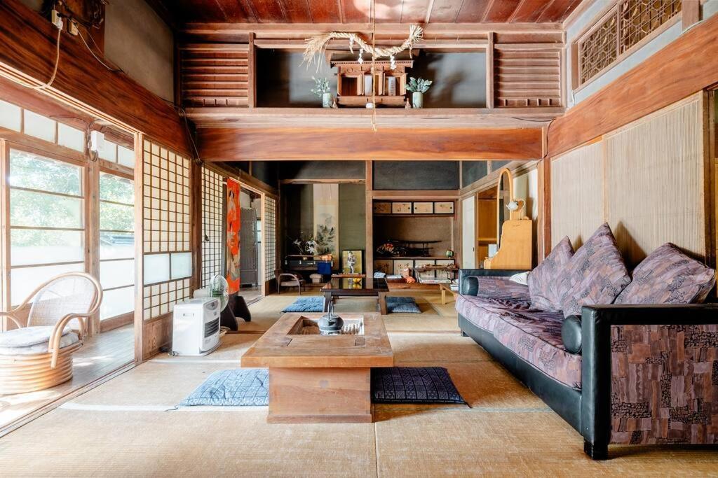 ゲストハウス+カフェわ　１日１組限定！ 築１００年の農家の古民家で宿泊体験、薪でお風呂沸かせます。焚き火もできます。 Kannami Dış mekan fotoğraf